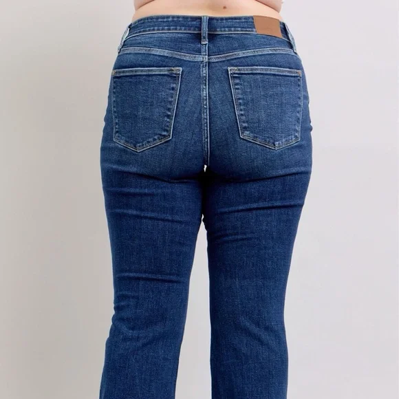 Judy Blue Full Size High Rise Flare Jeans with Pockets Plus Size - Picture 5 of 16